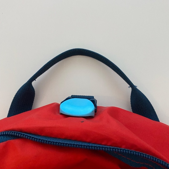 Red CamelBak Kids Scout Hydration Pack - Picture 11 of 12